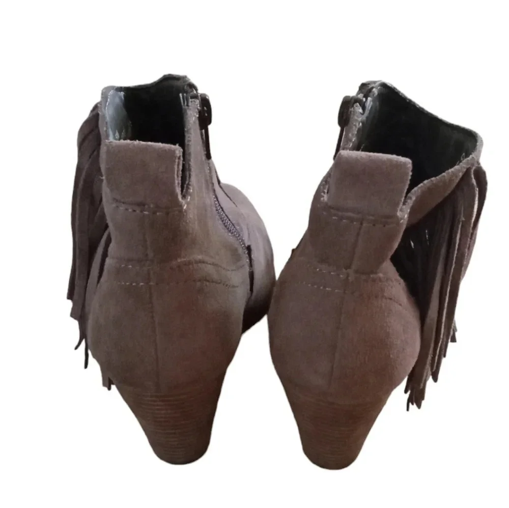 Steve Madden Womens Cian Leather Fringe Trim Booties Light Taupe Size 7.5
